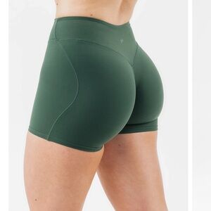 ISO ALPHALETE 5” EVERYDAY CORE SHORTS CHELSEA